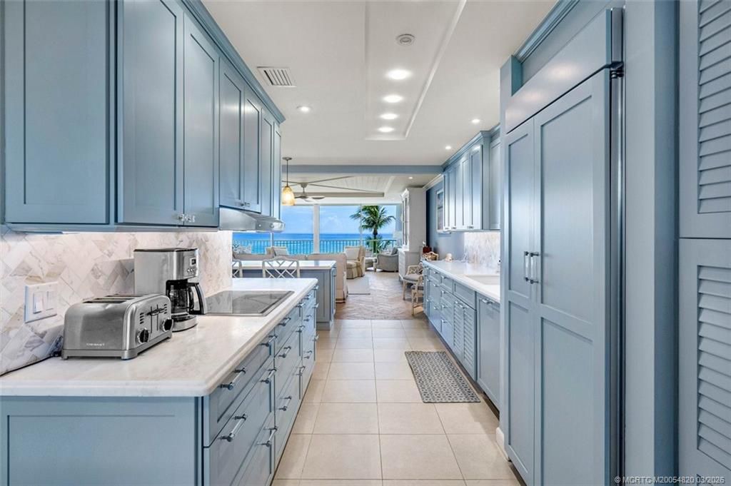 2001 SE Sailfish Point Boulevard, Unit 212, Stuart, FL 34996 Photo