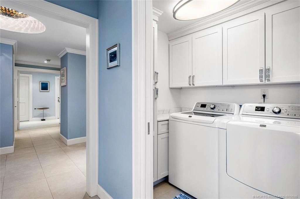 2001 SE Sailfish Point Boulevard, Unit 212, Stuart, FL 34996 Photo
