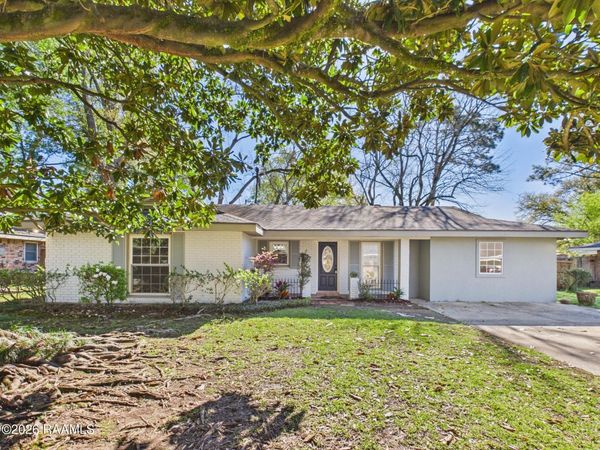 306 Montreal Drive , Lafayette, LA 70507