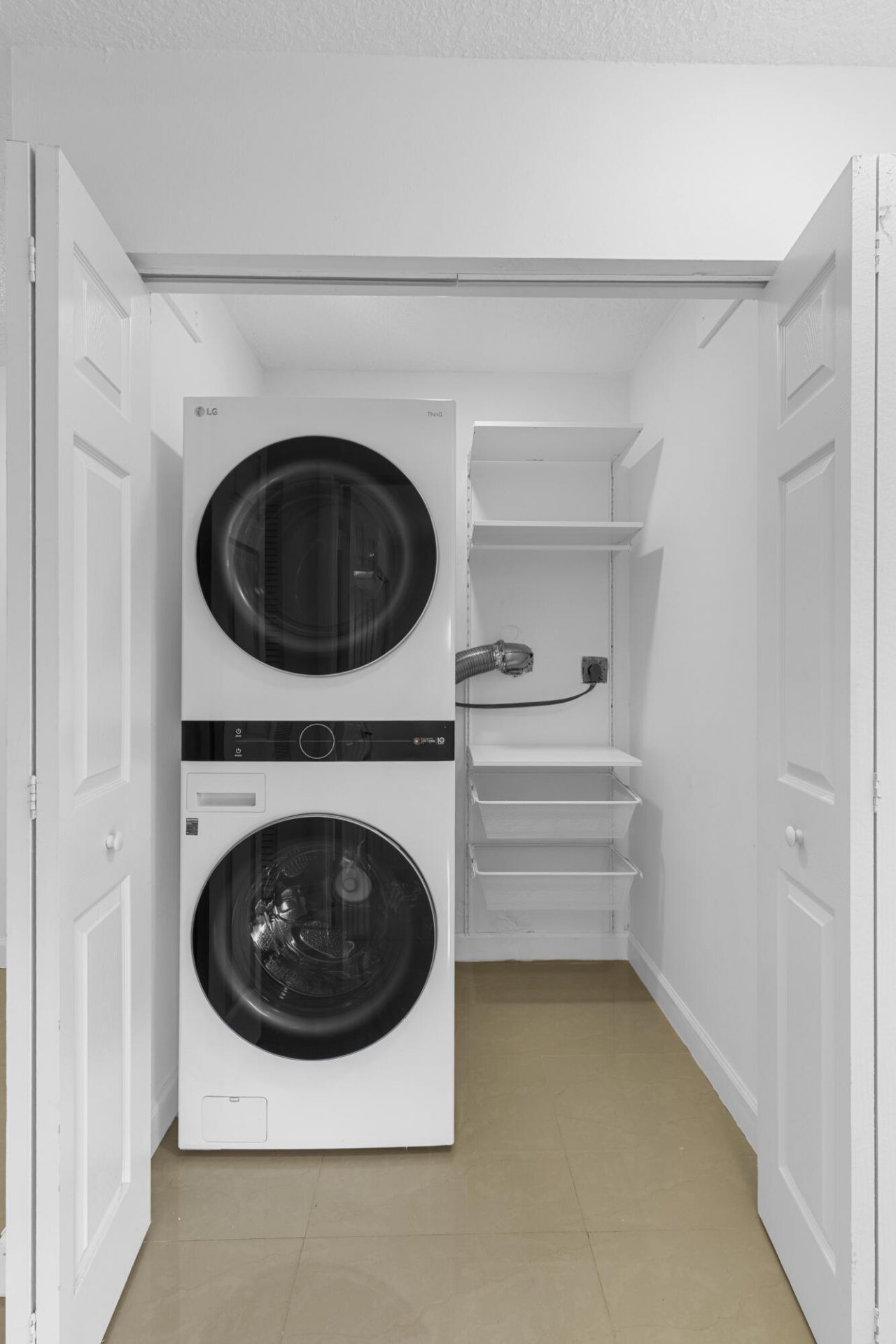 411 NW 65th Terrace, Plantation, FL 33317 Photo