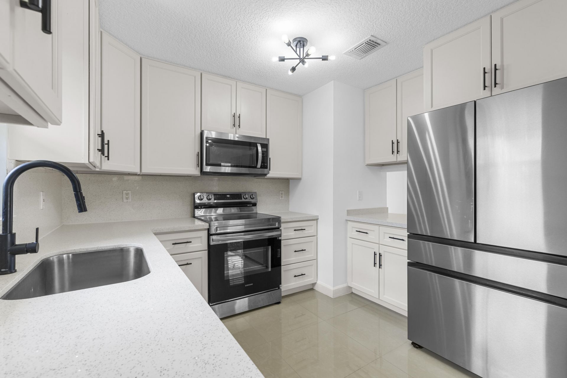 411 NW 65th Terrace, Plantation, FL 33317 Photo