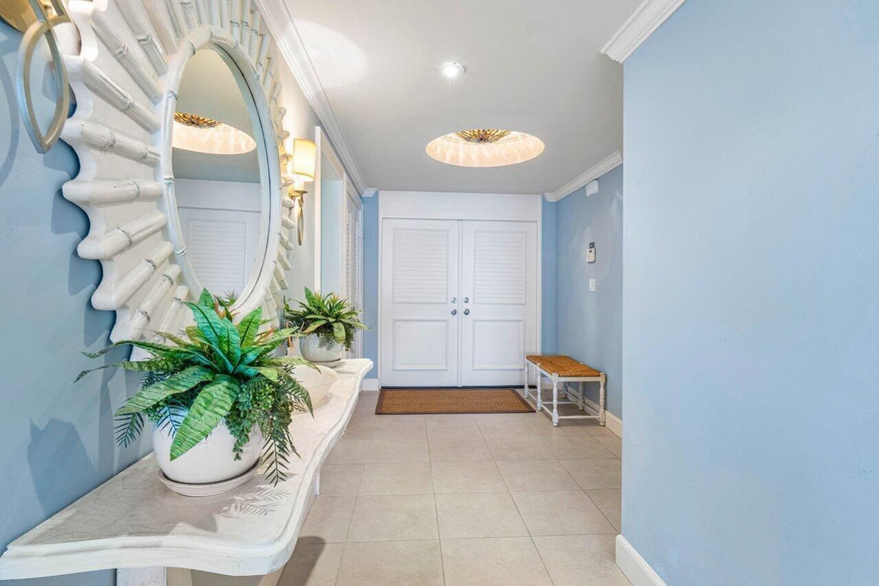 2001 SE Sailfish Point Boulevard, Unit 212, Stuart, FL 34996 Photo