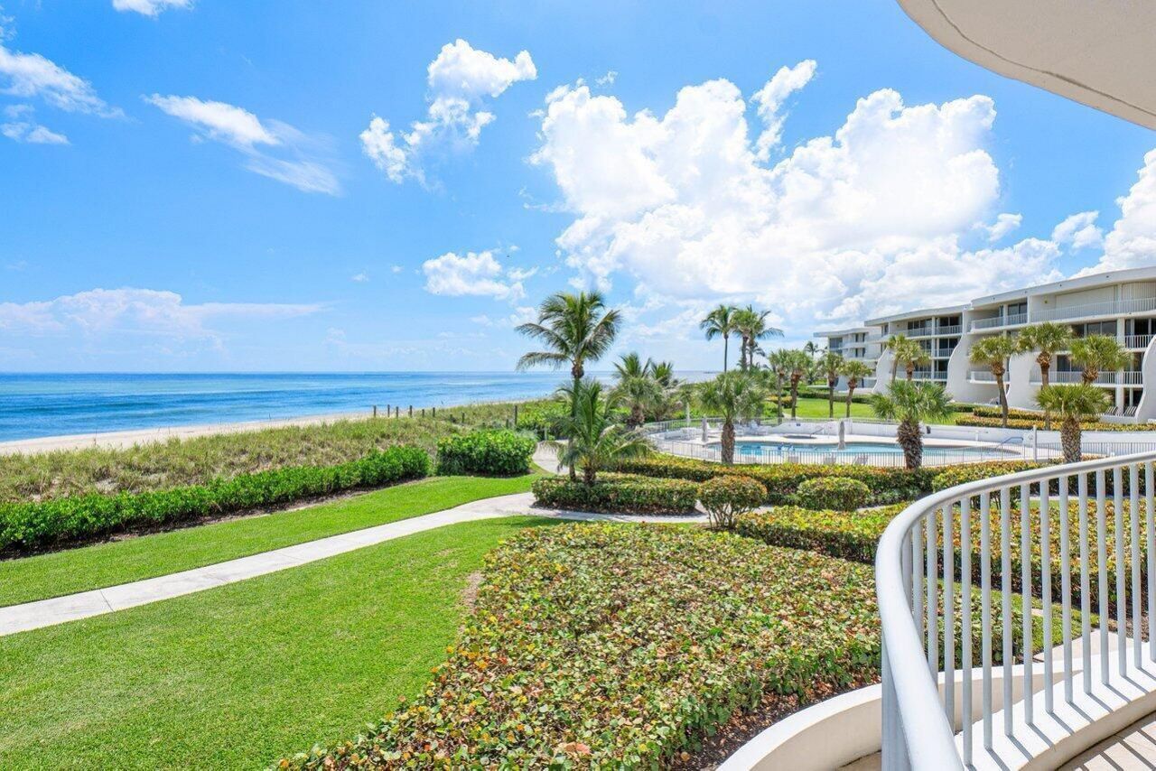 2001 SE Sailfish Point Boulevard, Unit 212, Stuart, FL 34996 Photo