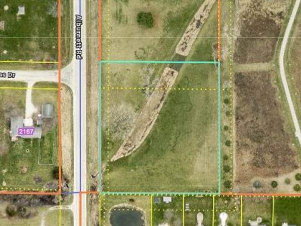 Alburnett Road , Marion, IA 52302