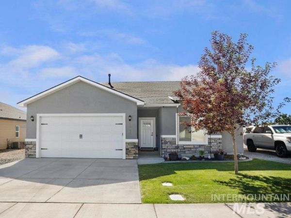 1393 Golden Pheasant Dr, Twin Falls, ID 83301