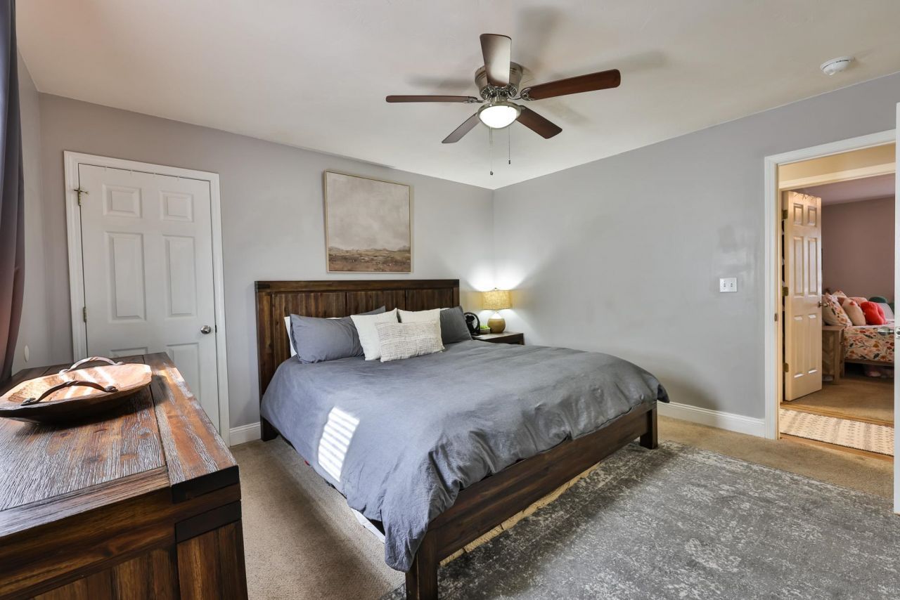 4592 Lomax Ct. Photo 13