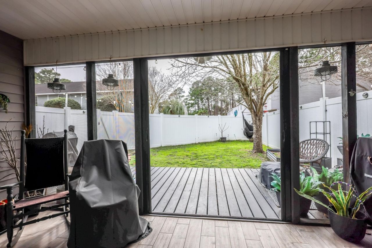 4592 Lomax Ct. Photo 25