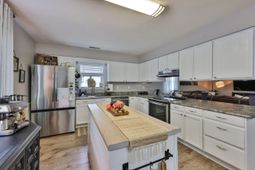 4592 Lomax Ct. photo 4