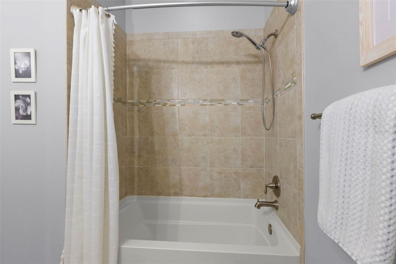 5918 Anchorage Way S, Saint Petersburg, FL 33712 Photo