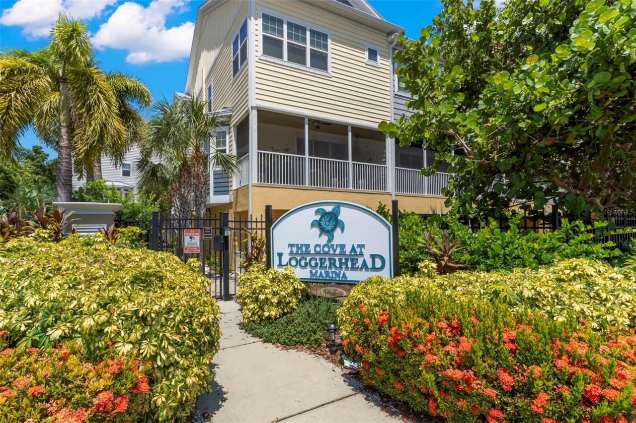 5918 Anchorage Way S, Saint Petersburg, FL 33712 Photo