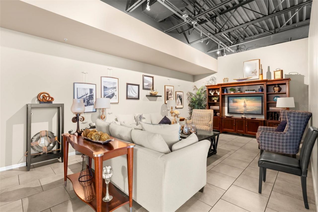 5918 Anchorage Way S, Saint Petersburg, FL 33712 Photo