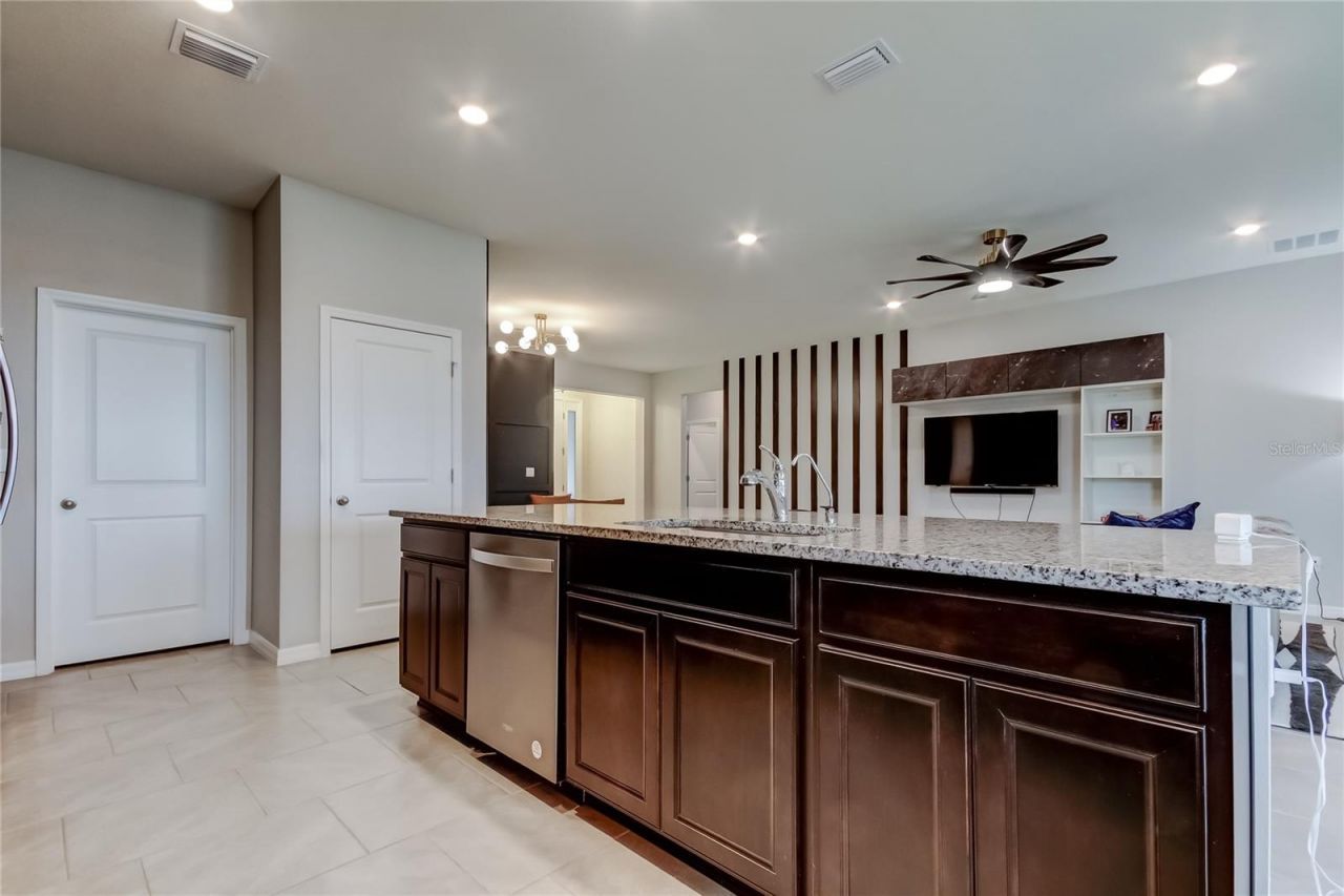 33888 Field Maple Loop, Wesley Chapel, FL 33545 Photo