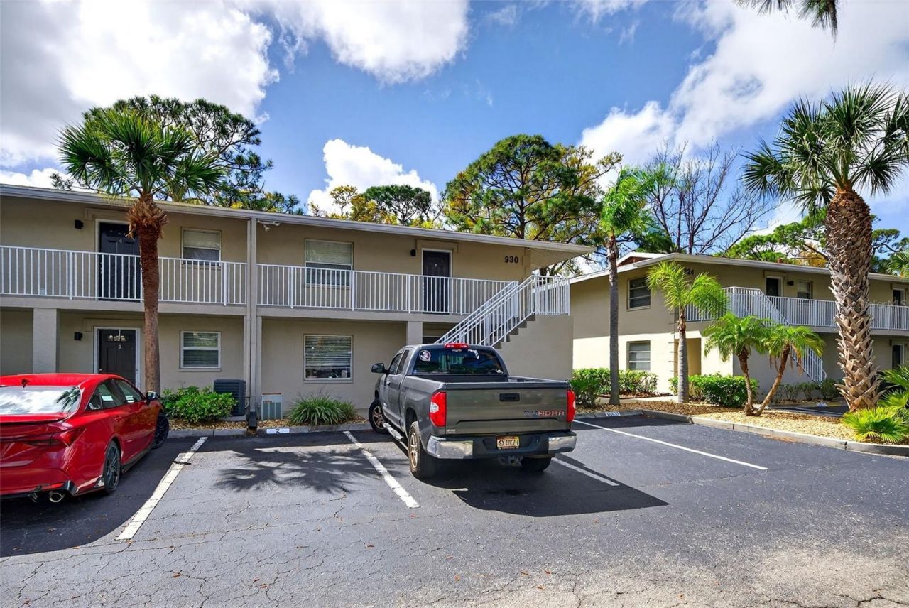 930 La Costa Circle, Unit 2, Sarasota, FL 34237 Photo