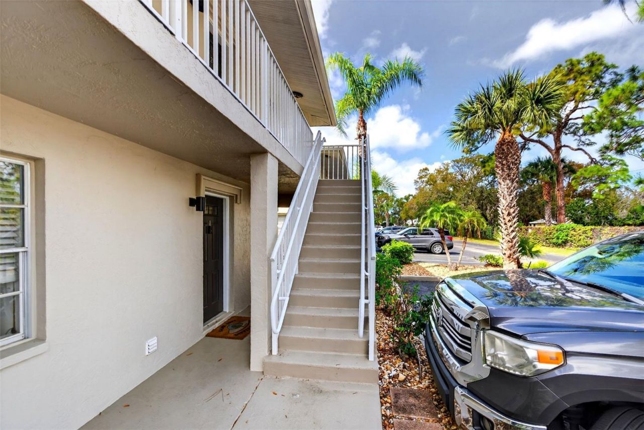 930 La Costa Circle, Unit 2, Sarasota, FL 34237 Photo
