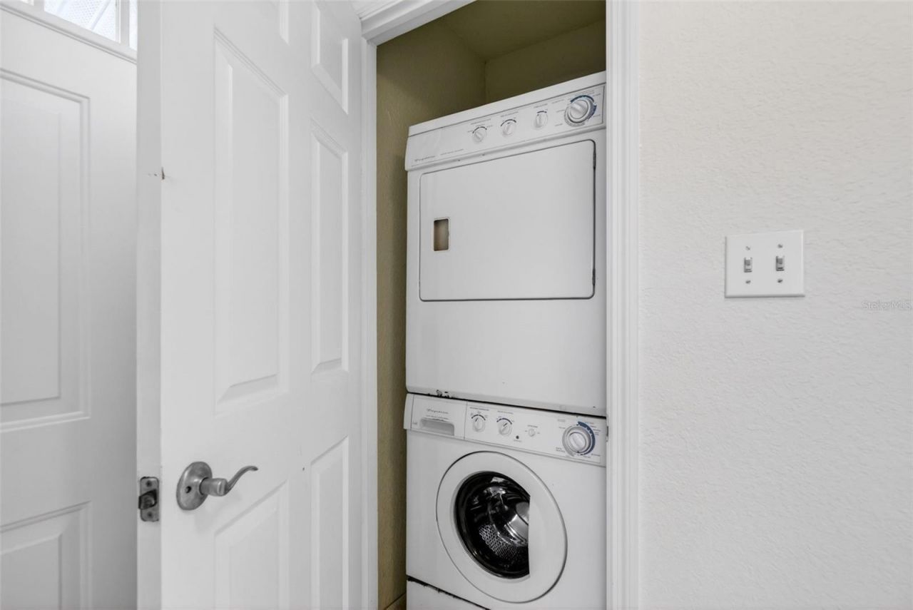 930 La Costa Circle, Unit 2, Sarasota, FL 34237 Photo