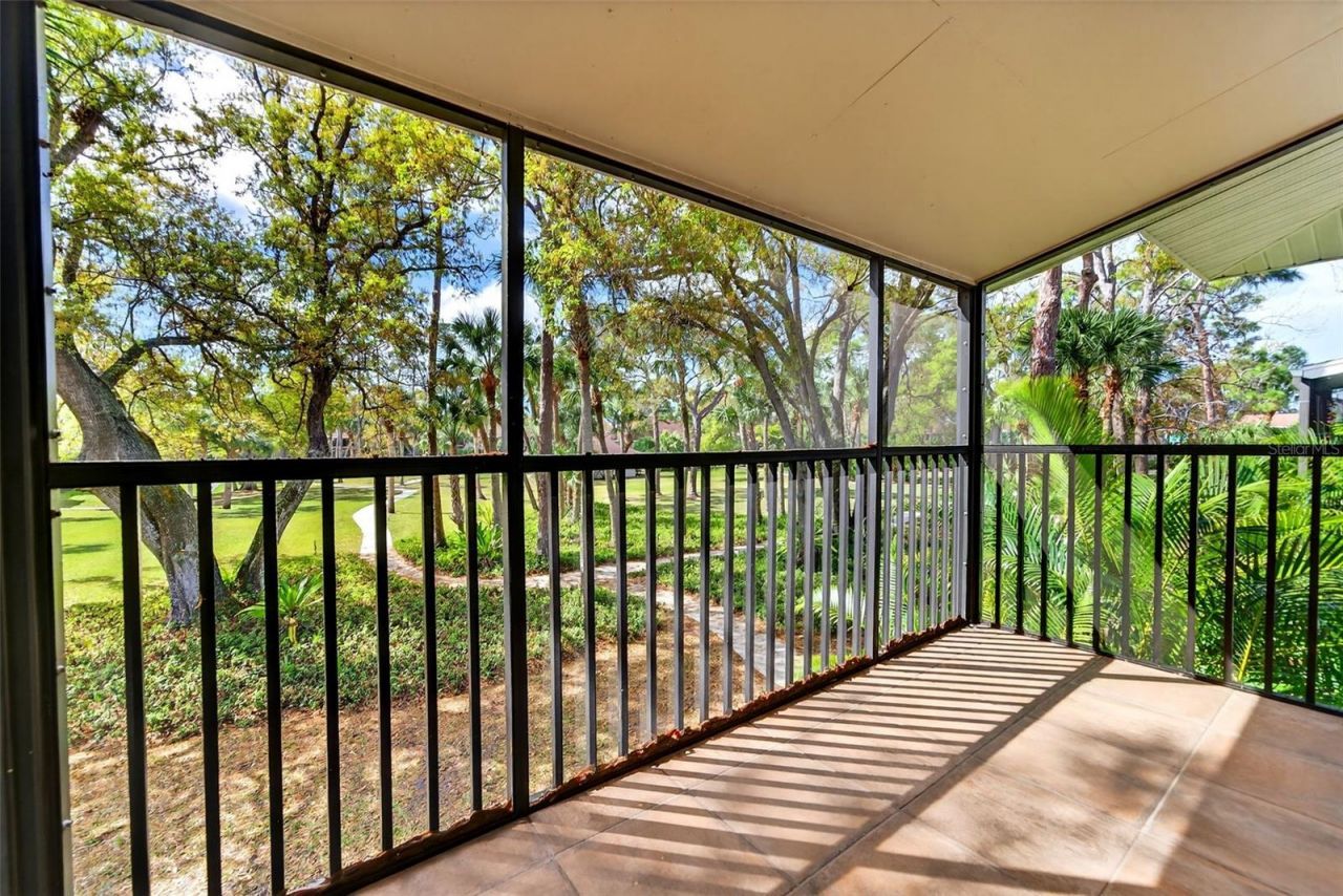 930 La Costa Circle, Unit 2, Sarasota, FL 34237 Photo