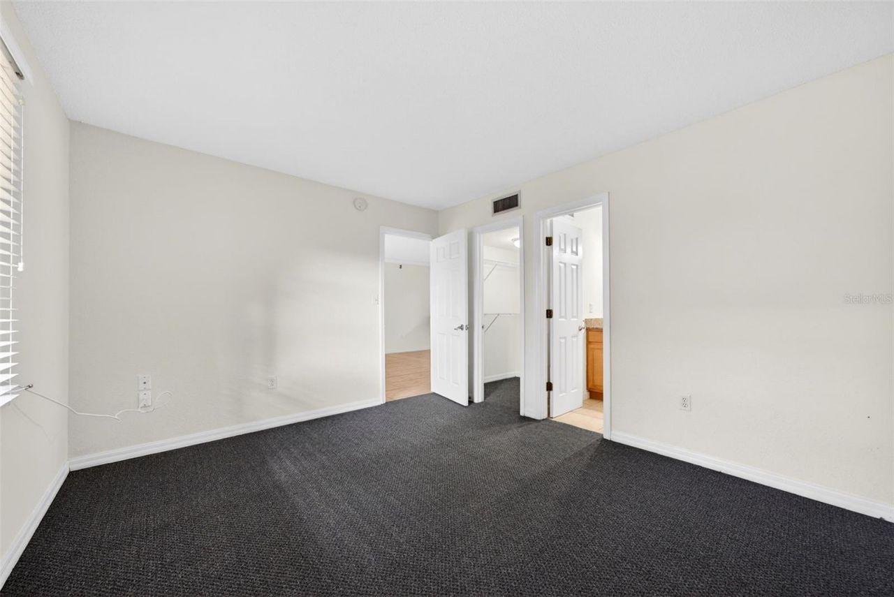 930 La Costa Circle, Unit 2, Sarasota, FL 34237 Photo