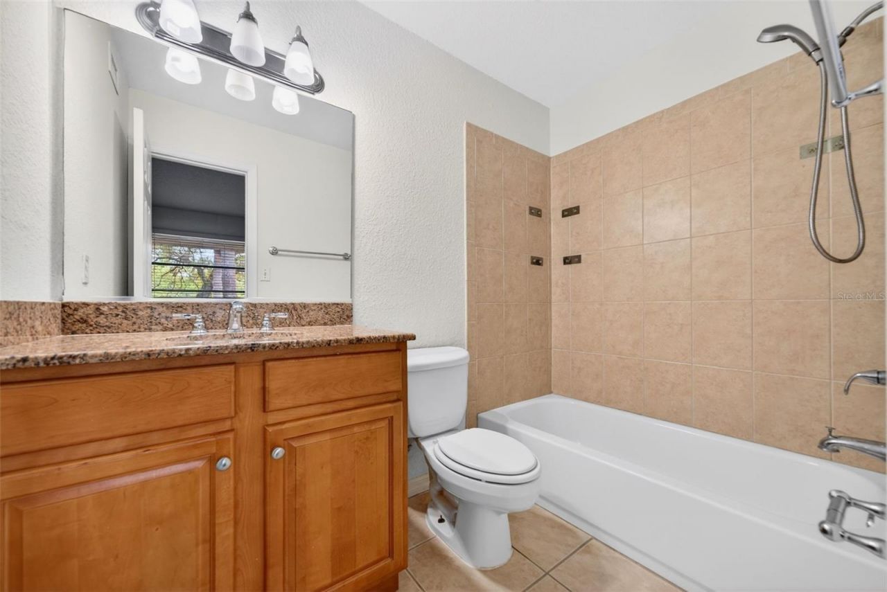 930 La Costa Circle, Unit 2, Sarasota, FL 34237 Photo