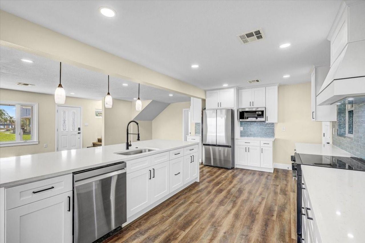 2201 Riverview Boulevard, Bradenton, FL 34205 Photo