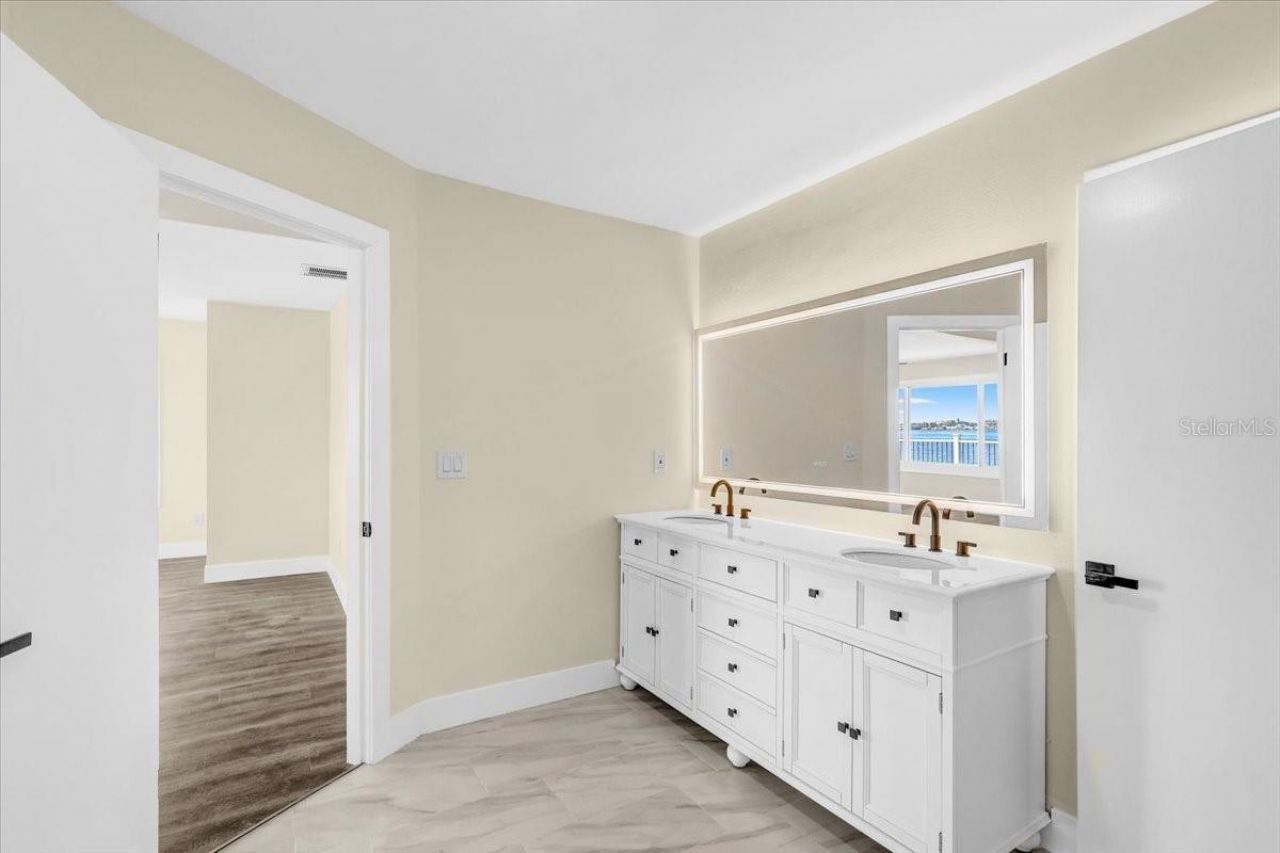 2201 Riverview Boulevard, Bradenton, FL 34205 Photo