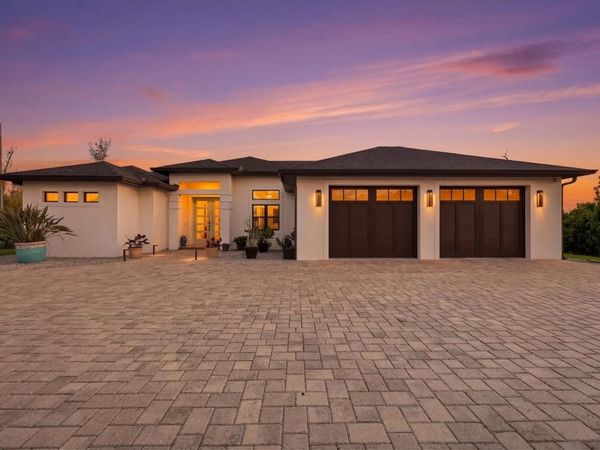 10726 KEARSARGE CIRCLE , PORT CHARLOTTE, FL 33981