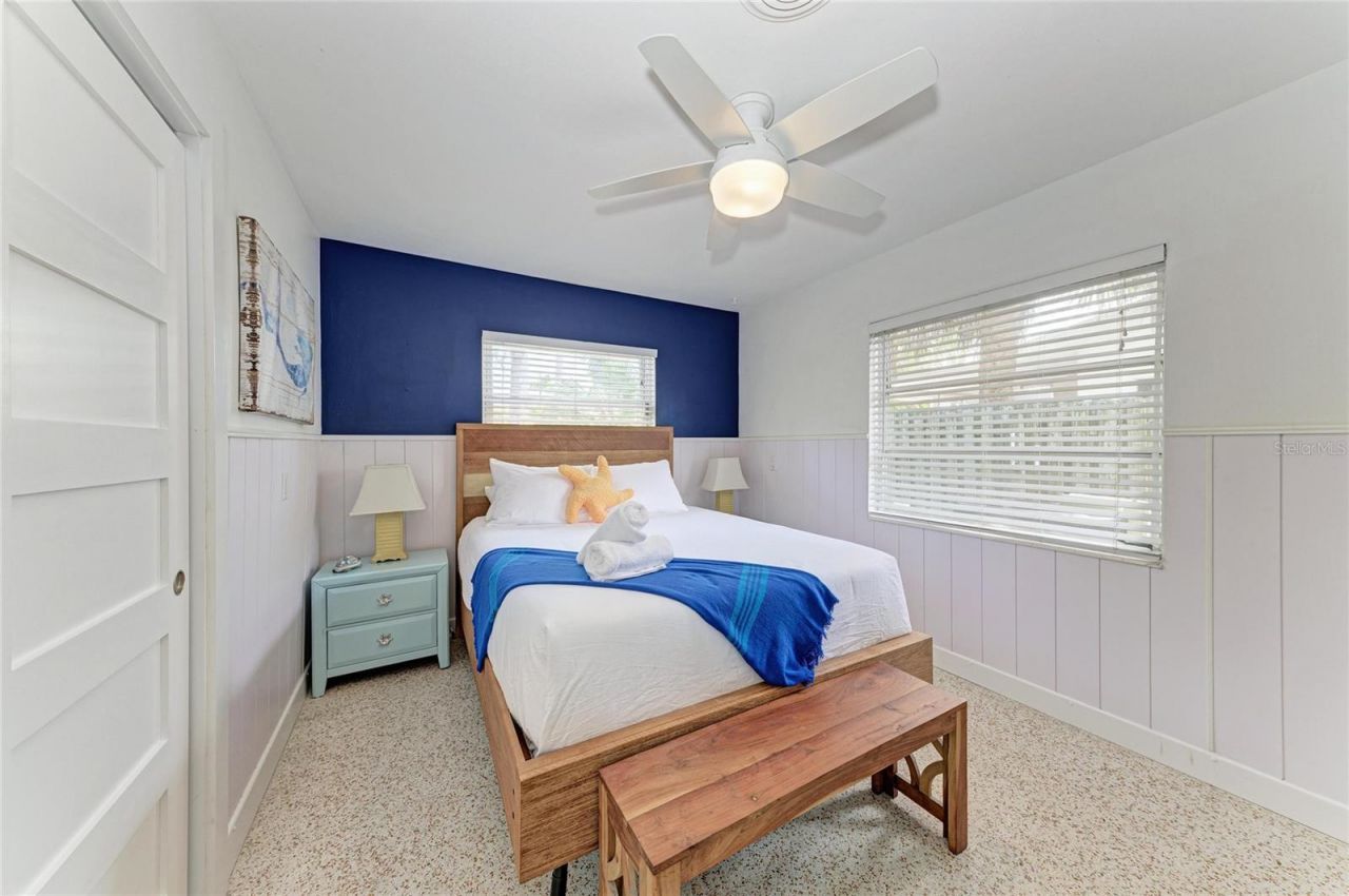 2111 Avenue B, Bradenton Beach, FL 34217 Photo