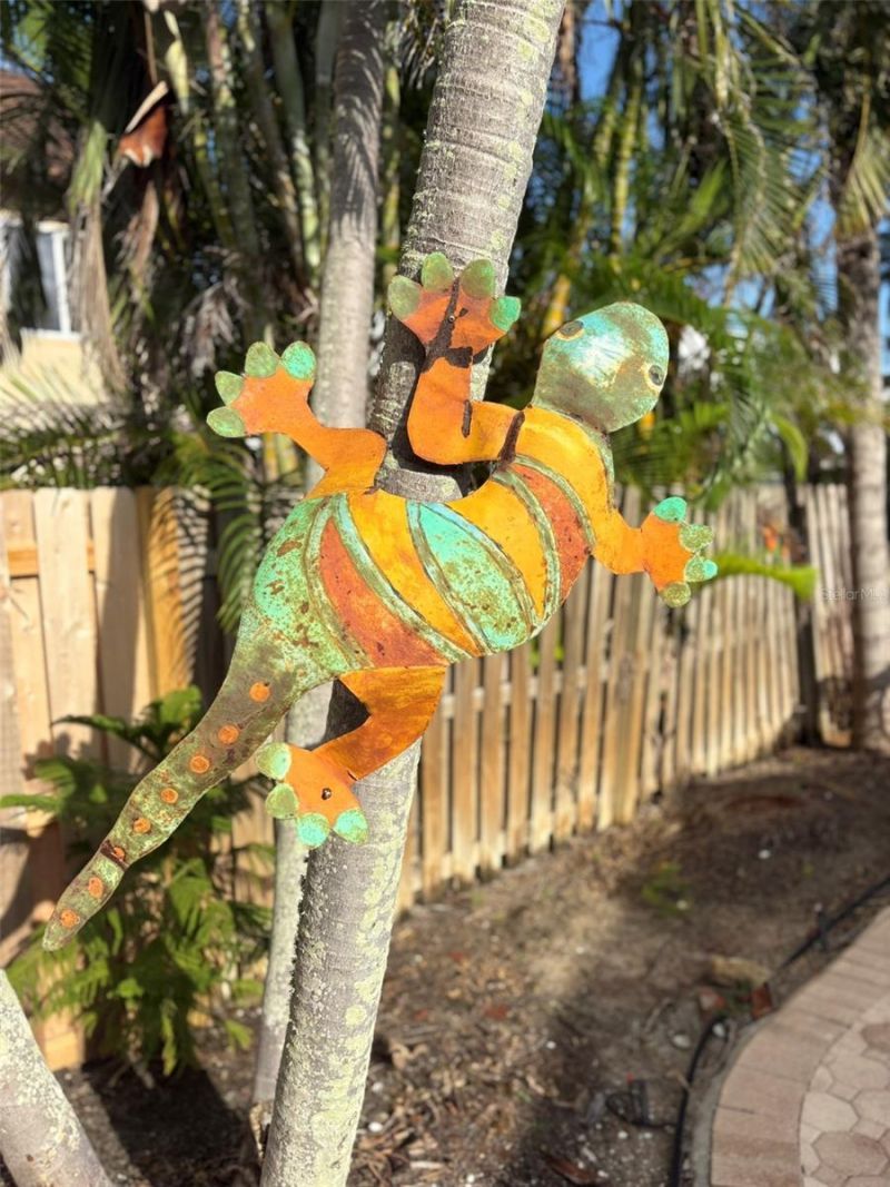 2111 Avenue B, Bradenton Beach, FL 34217 Photo