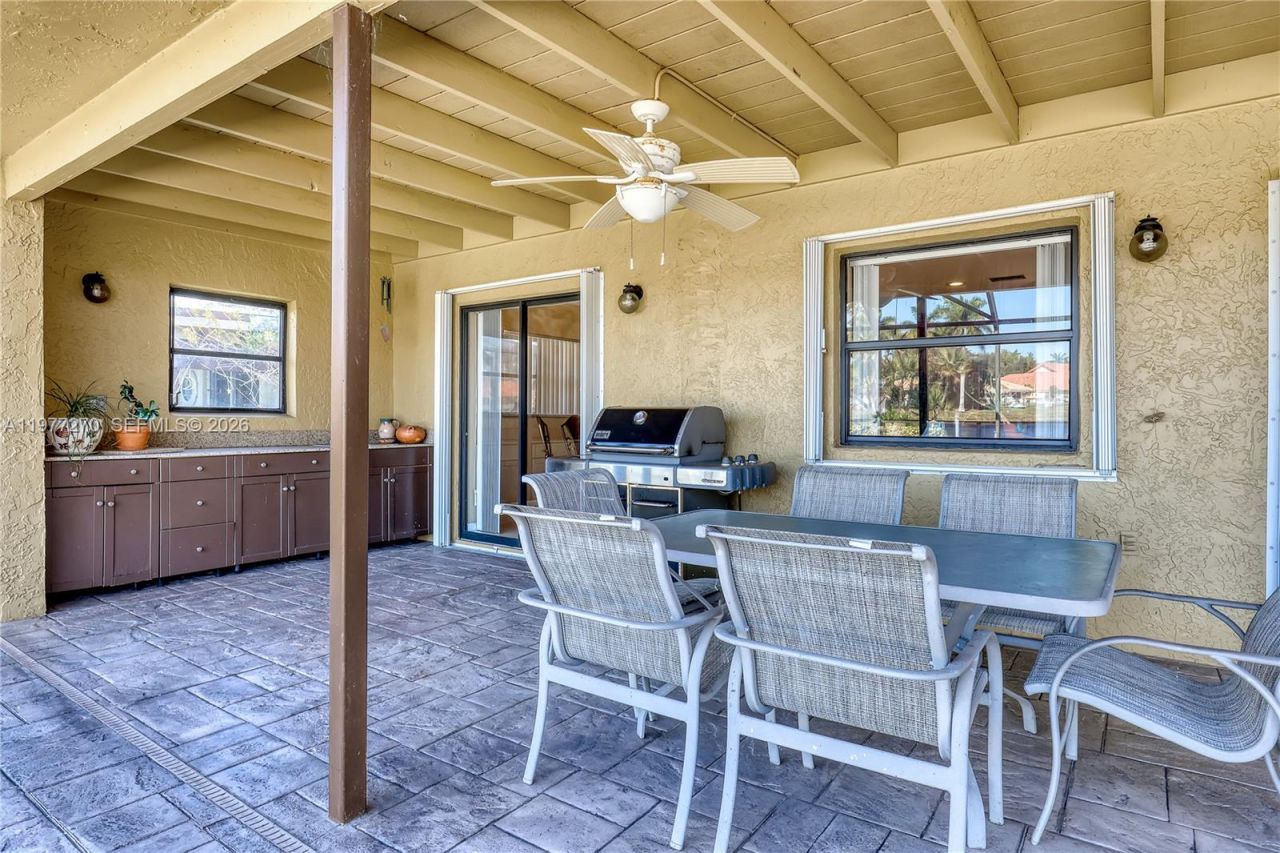 1048 NW 110th Ln , Coral Springs, FL 33071 Photo