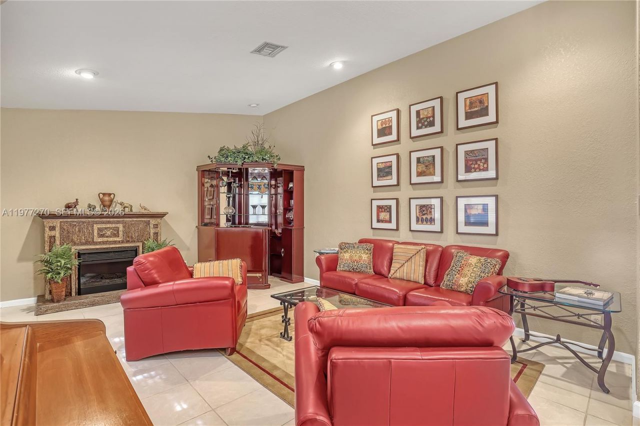 1048 NW 110th Ln , Coral Springs, FL 33071 Photo