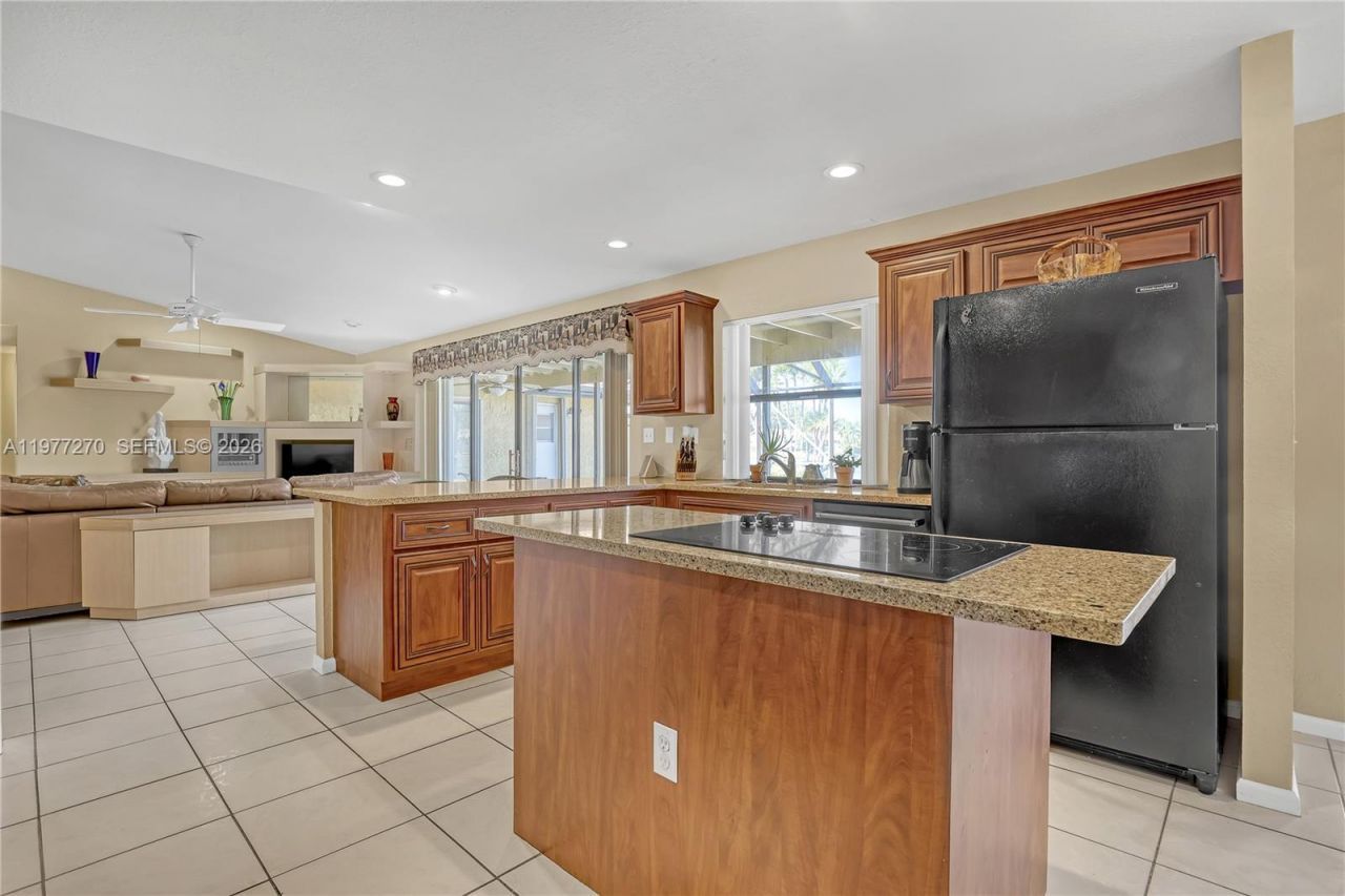 1048 NW 110th Ln , Coral Springs, FL 33071 Photo