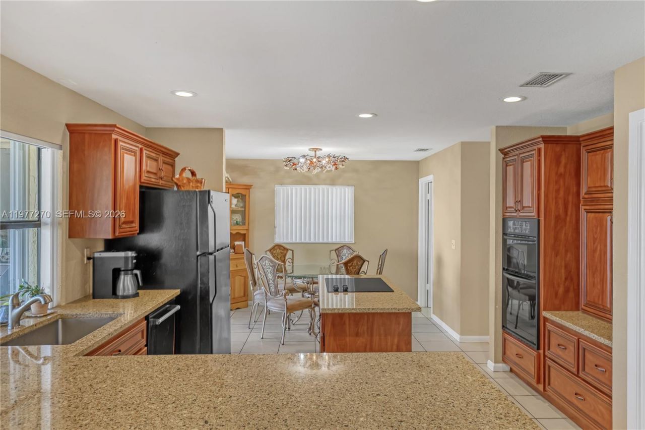 1048 NW 110th Ln , Coral Springs, FL 33071 Photo