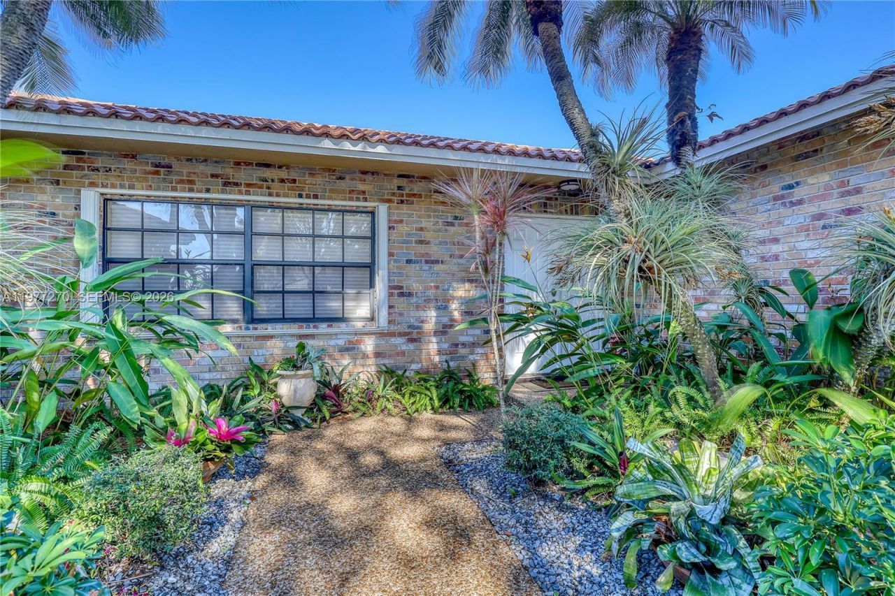 1048 NW 110th Ln , Coral Springs, FL 33071 Photo