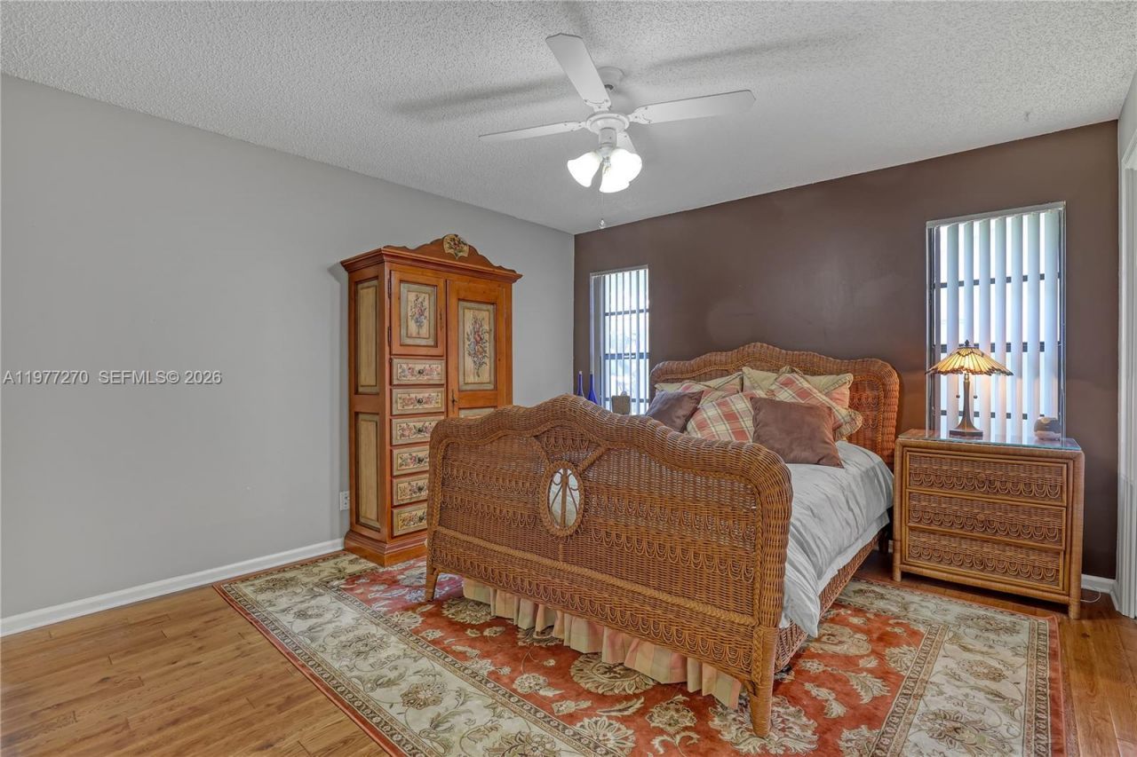 1048 NW 110th Ln , Coral Springs, FL 33071 Photo