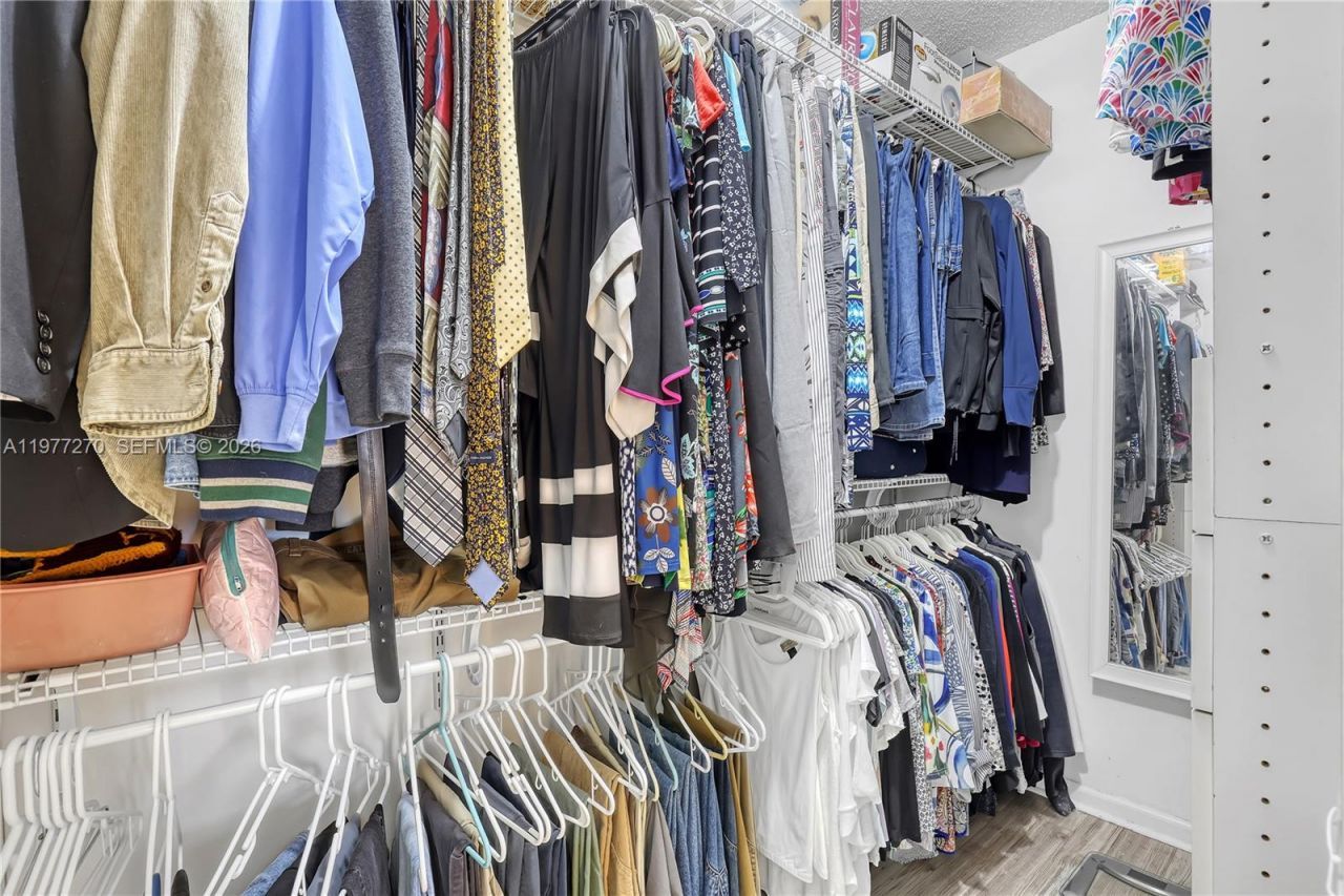 1048 NW 110th Ln , Coral Springs, FL 33071 Photo