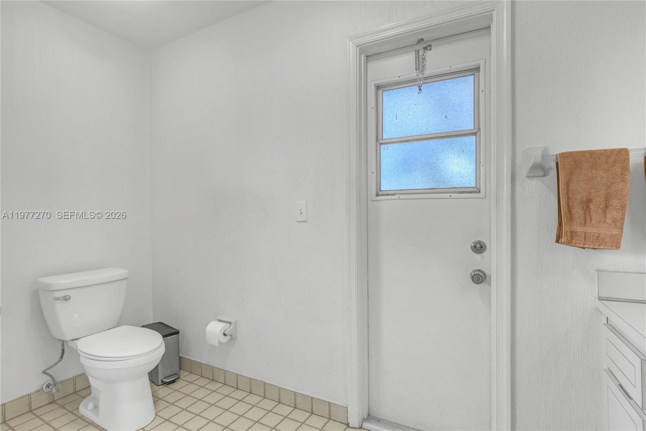 1048 NW 110th Ln , Coral Springs, FL 33071 Photo