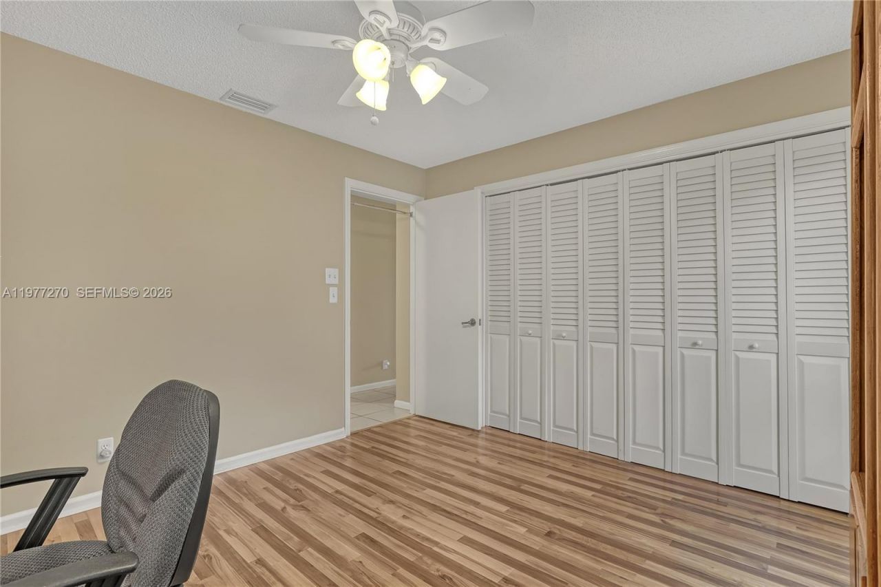 1048 NW 110th Ln , Coral Springs, FL 33071 Photo