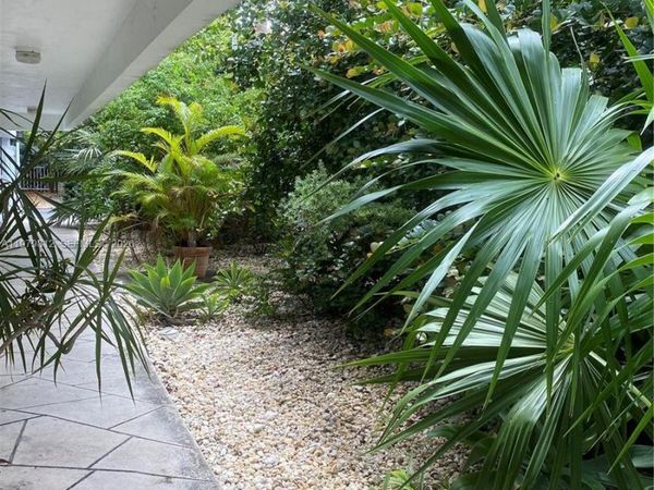 221 Meridian Ave , Unit 305, Miami Beach, FL 33139