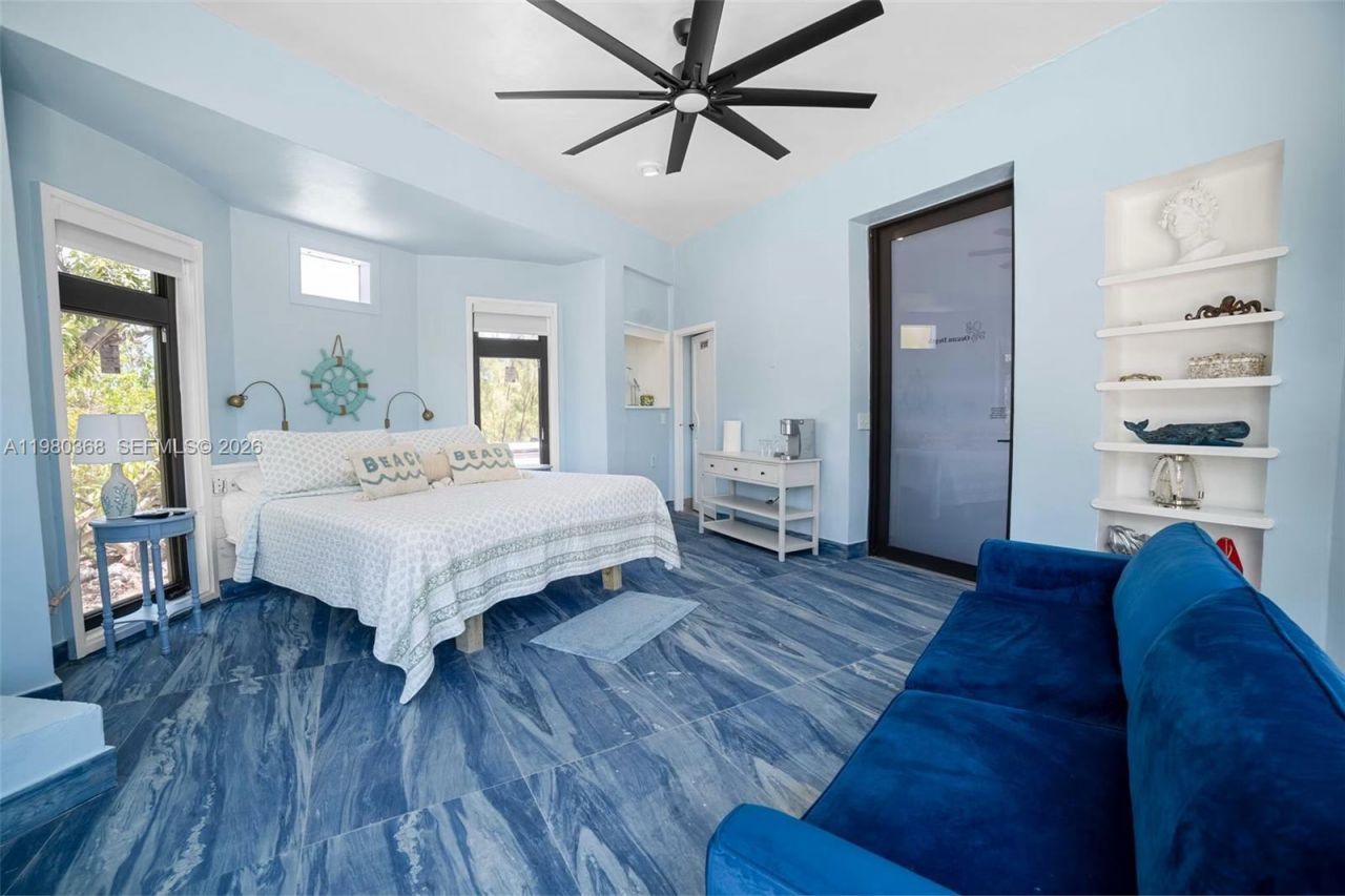 1557 Long Beach Dr , Big Pine Key, FL 33043 Photo