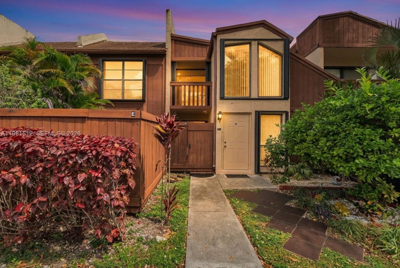 6411 SW 116th Ct , Unit E, Miami, FL 33173 Photo