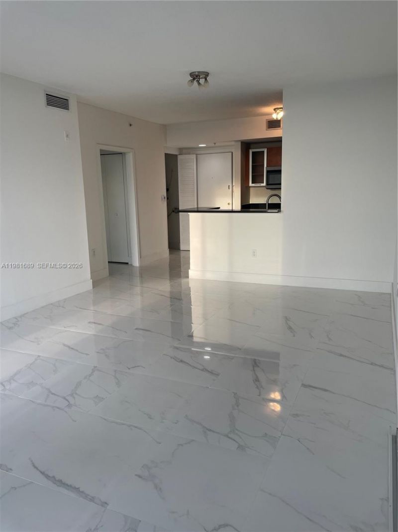 2775 NE 187th St, Unit 607, Aventura, FL 33180 Photo