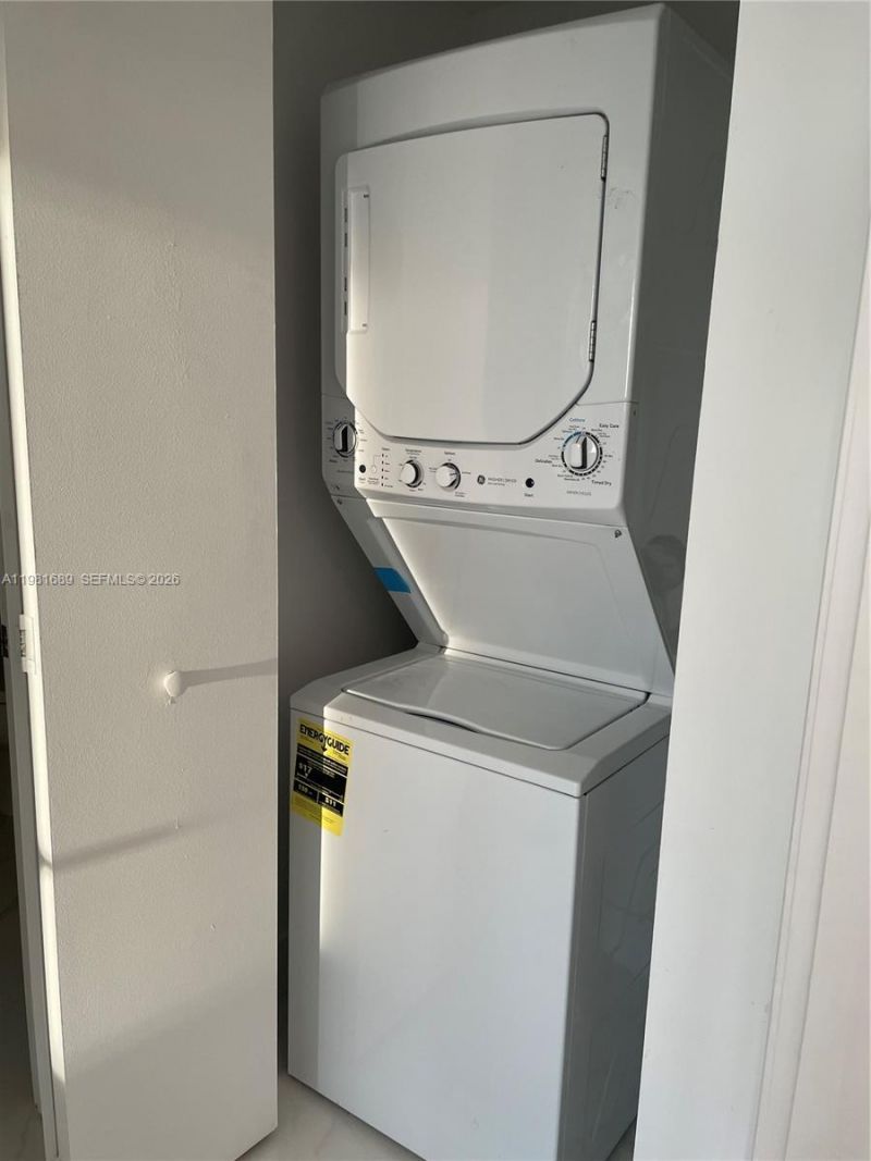 2775 NE 187th St , Unit 607, Aventura, FL 33180 Photo