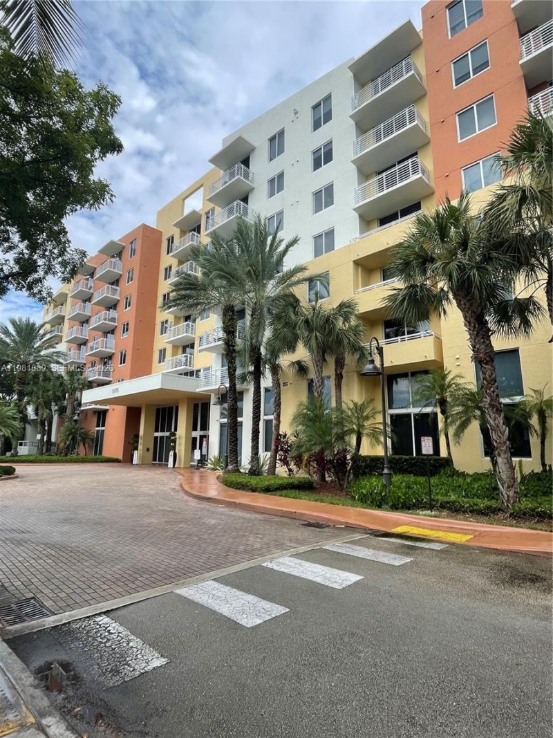 2775 NE 187th St, Unit 607, Aventura, FL 33180 Photo
