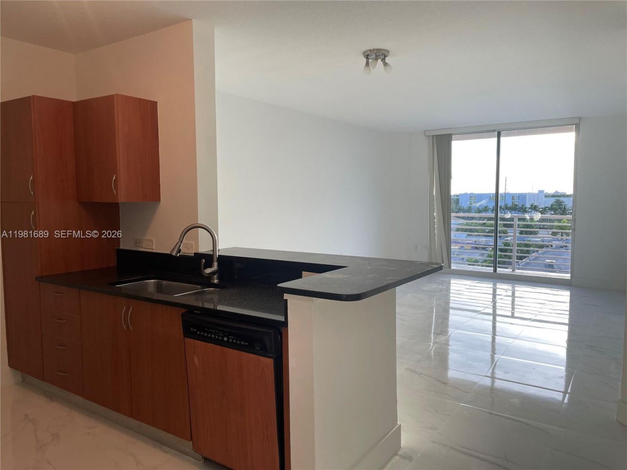 2775 NE 187th St, Unit 607, Aventura, FL 33180 Photo