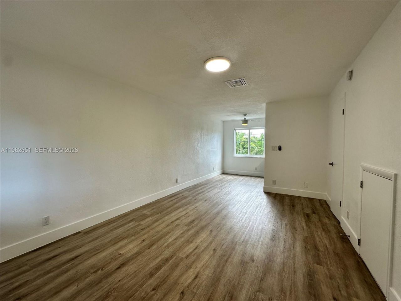 913 NE 17th St , Unit 8, Fort Lauderdale, FL 33305 Photo