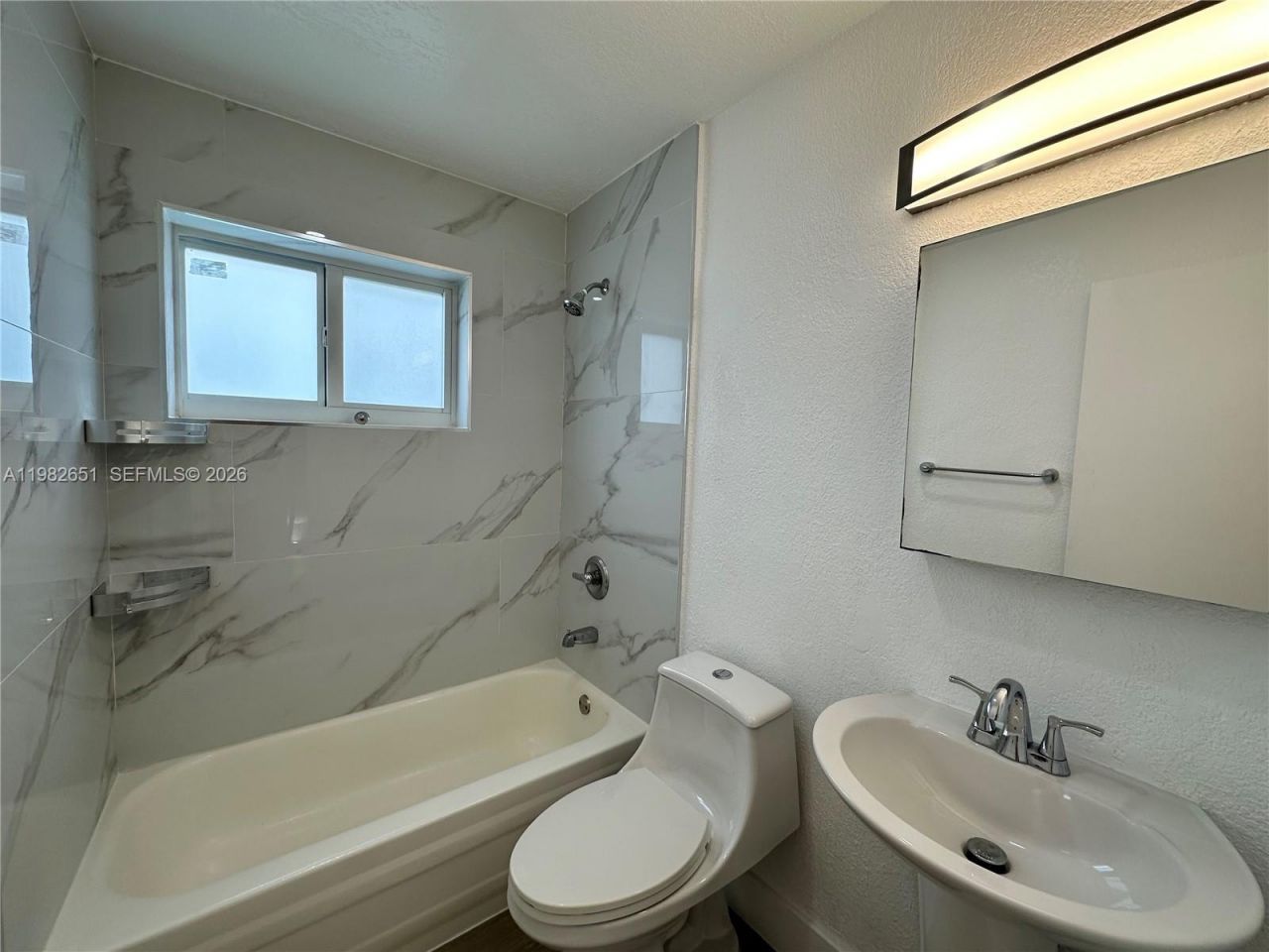 913 NE 17th St, Unit 8, Fort Lauderdale, FL 33305 Photo