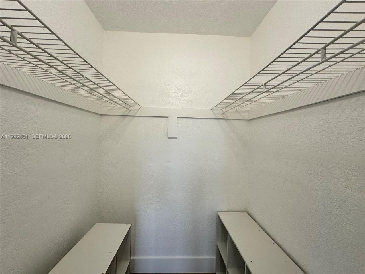 913 NE 17th St, Unit 8, Fort Lauderdale, FL 33305 Photo