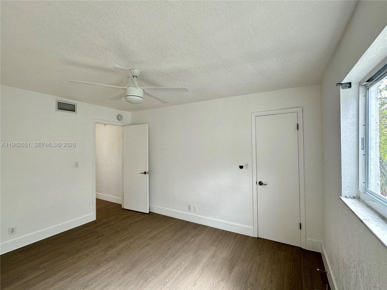 913 NE 17th St, Unit 8, Fort Lauderdale, FL 33305 Photo