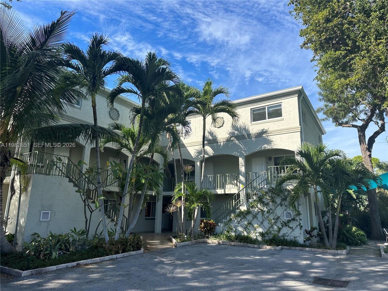 913 NE 17th St, Unit 8, Fort Lauderdale, FL 33305 Photo