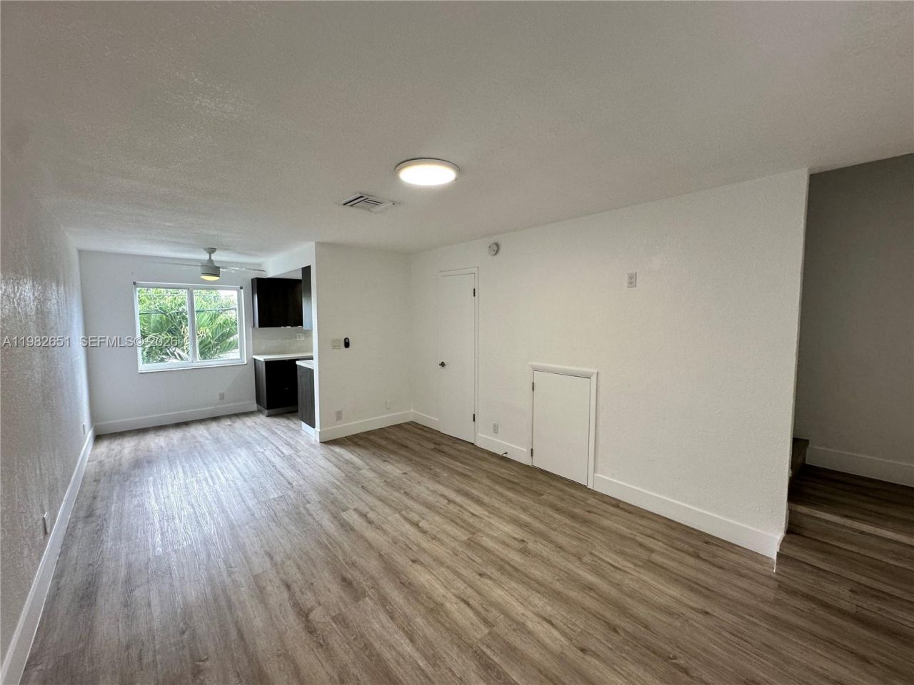 913 NE 17th St, Unit 8, Fort Lauderdale, FL 33305 Photo