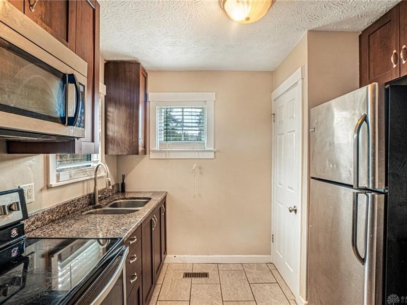 1047 W Dorothy Lane, Kettering, OH 45409 Photo 18